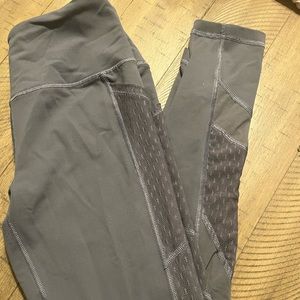 Victoria’s Secret leggings size small right side has two black dots